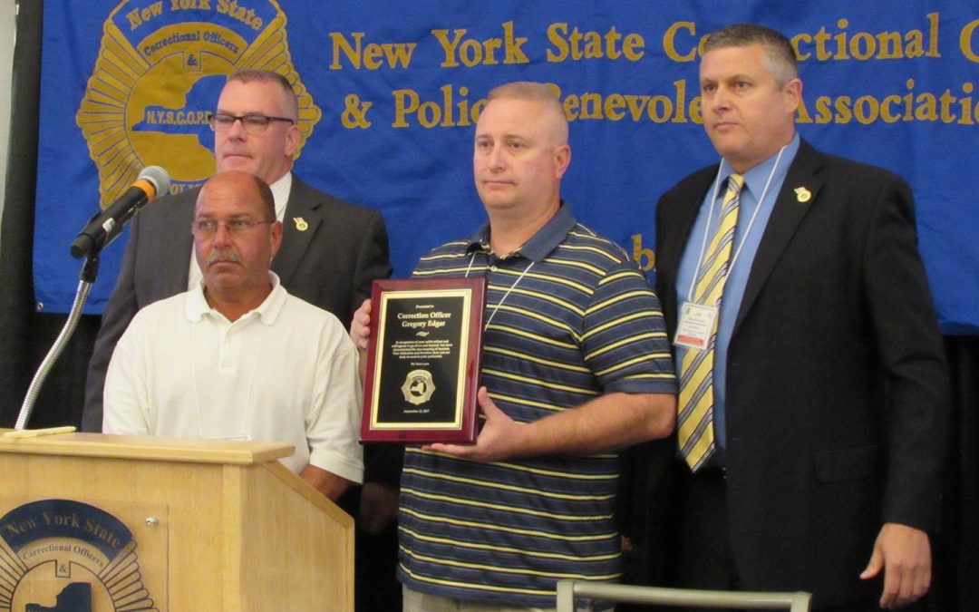 Valor Award Recipient:  CO Gregory Edgar, Auburn CF